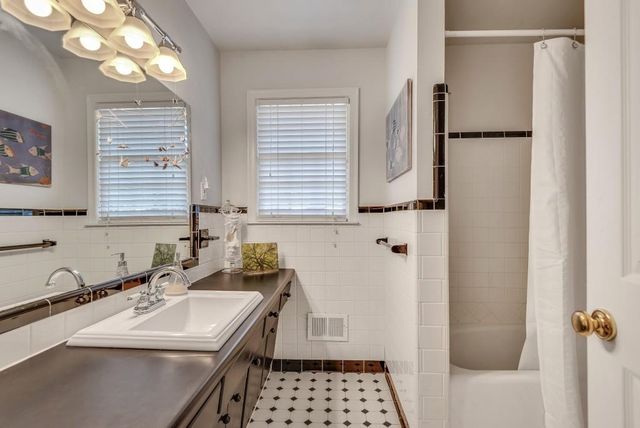 2640 Hawthorne Drive NE, Atlanta, GA 30345