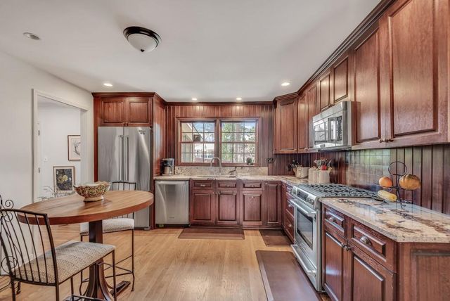 2640 Hawthorne Drive NE, Atlanta, GA 30345