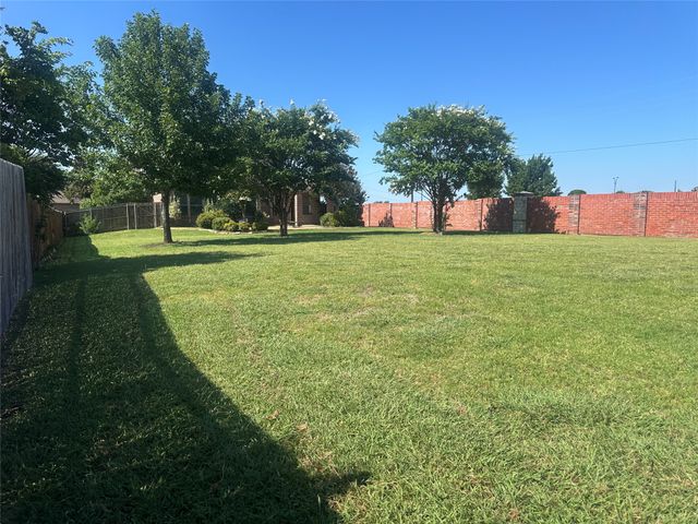 2403 Cotillion Drive, Sachse, TX 75048