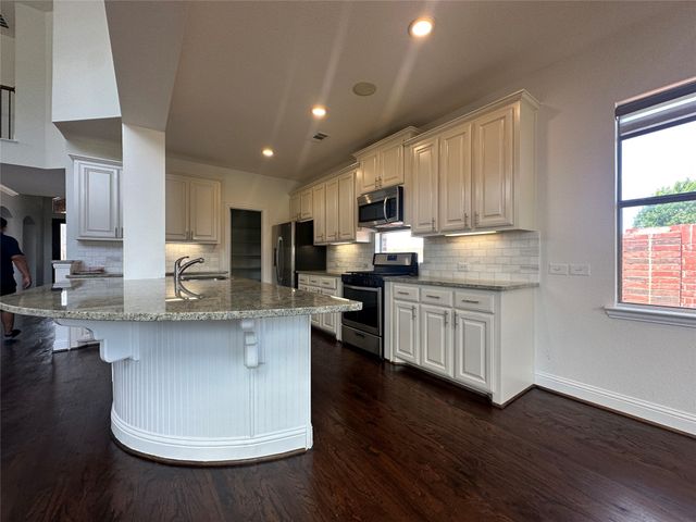 2403 Cotillion Drive, Sachse, TX 75048
