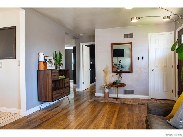 128 E 5th Avenue, Longmont, CO 80504