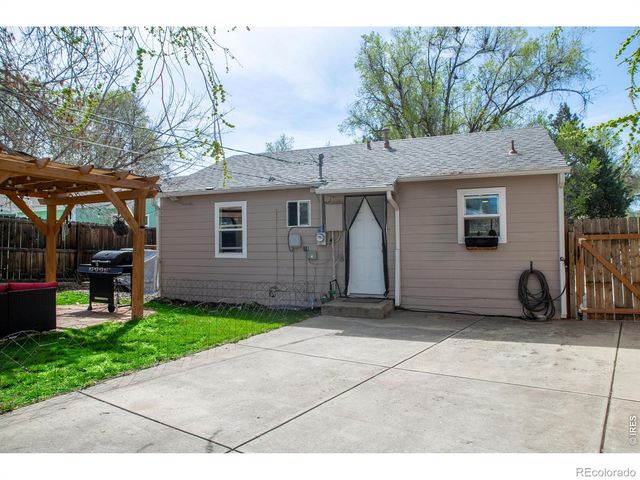 128 E 5th Avenue, Longmont, CO 80504