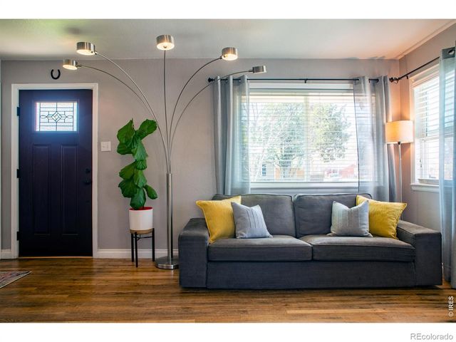 128 E 5th Avenue, Longmont, CO 80504