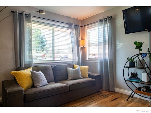 128 E 5th Avenue, Longmont, CO 80504