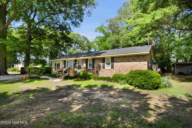 4007 Dennis Mclawhorn Road, Ayden, NC 28513