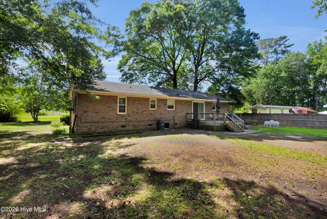 4007 Dennis Mclawhorn Road, Ayden, NC 28513