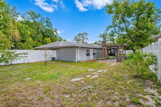 1702 ELAINE AVENUE, Altamonte Springs, FL 32701