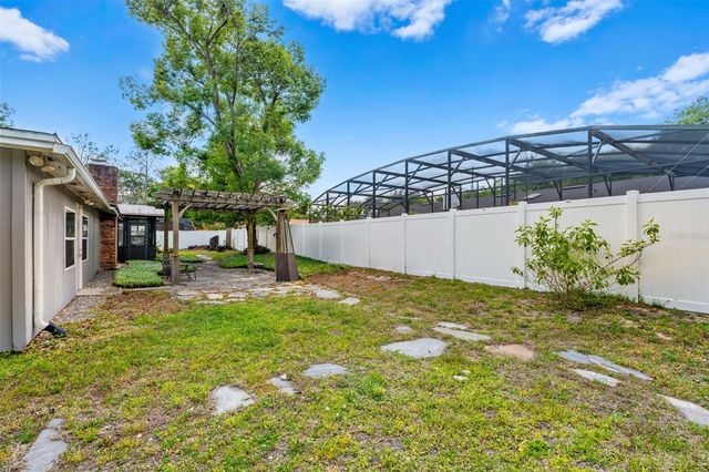 1702 ELAINE AVENUE, Altamonte Springs, FL 32701