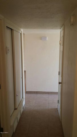 6924 E 42nd Street, Tucson, AZ 85730