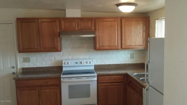 6924 E 42nd Street, Tucson, AZ 85730