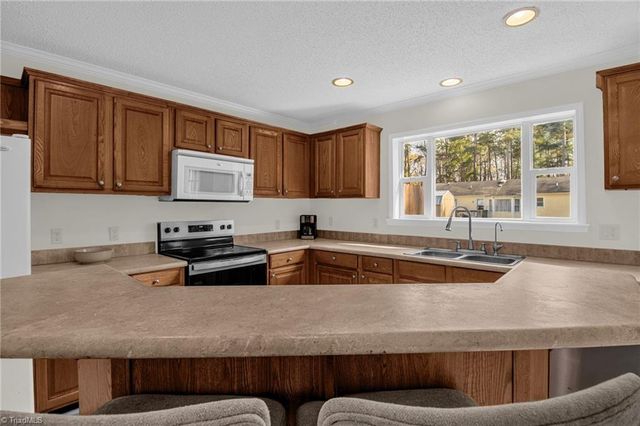 4508 Schoolway Drive, Greensboro, NC 27406