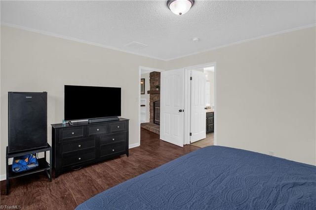 4508 Schoolway Drive, Greensboro, NC 27406