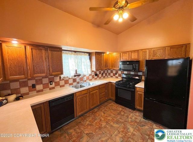 223 North Avenue, Jim Thorpe Boro, PA 18229