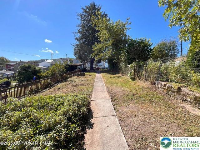 223 North Avenue, Jim Thorpe Boro, PA 18229