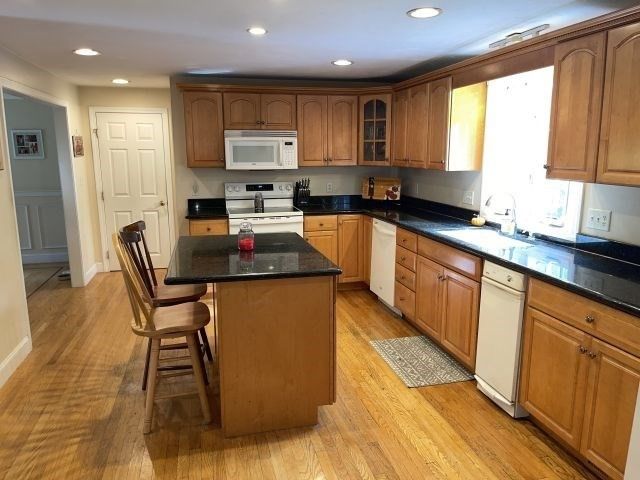 697 Tremont St, Dighton, MA 02764