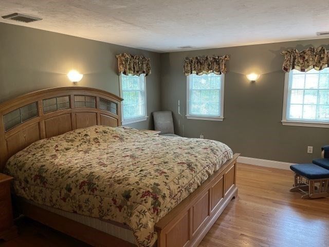 697 Tremont St, Dighton, MA 02764