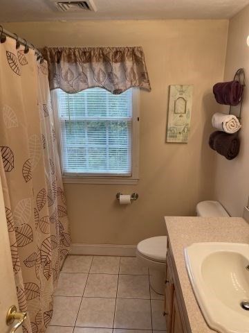 697 Tremont St, Dighton, MA 02764