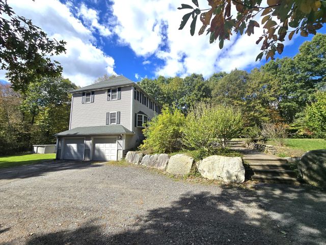 697 Tremont St, Dighton, MA 02764