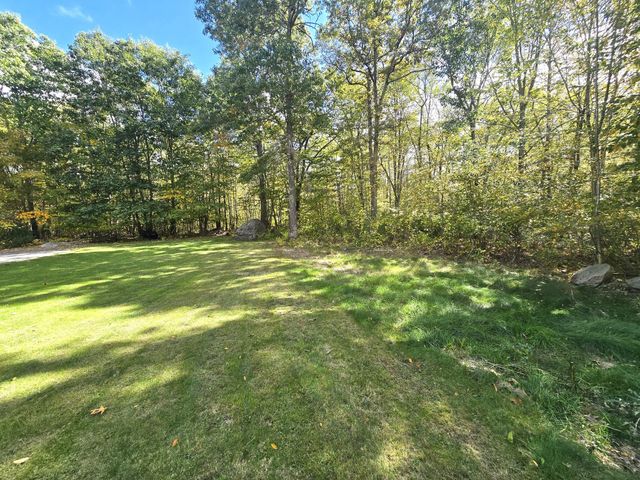 697 Tremont St, Dighton, MA 02764