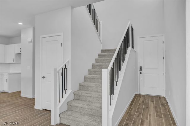 2408 Switchback Valley Street, Las Vegas, NV 89138