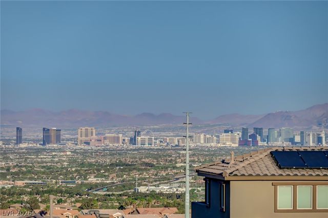 2408 Switchback Valley Street, Las Vegas, NV 89138