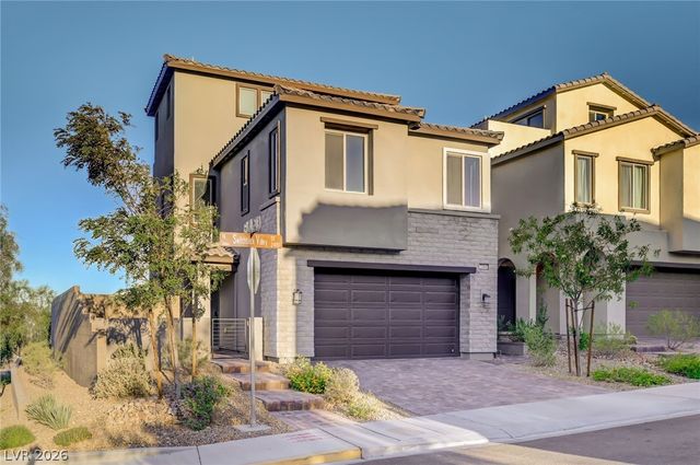 2408 Switchback Valley Street, Las Vegas, NV 89138