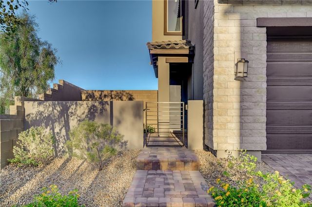 2408 Switchback Valley Street, Las Vegas, NV 89138