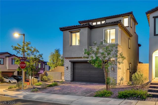 2408 Switchback Valley Street, Las Vegas, NV 89138