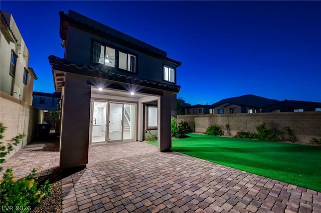 2408 Switchback Valley Street, Las Vegas, NV 89138