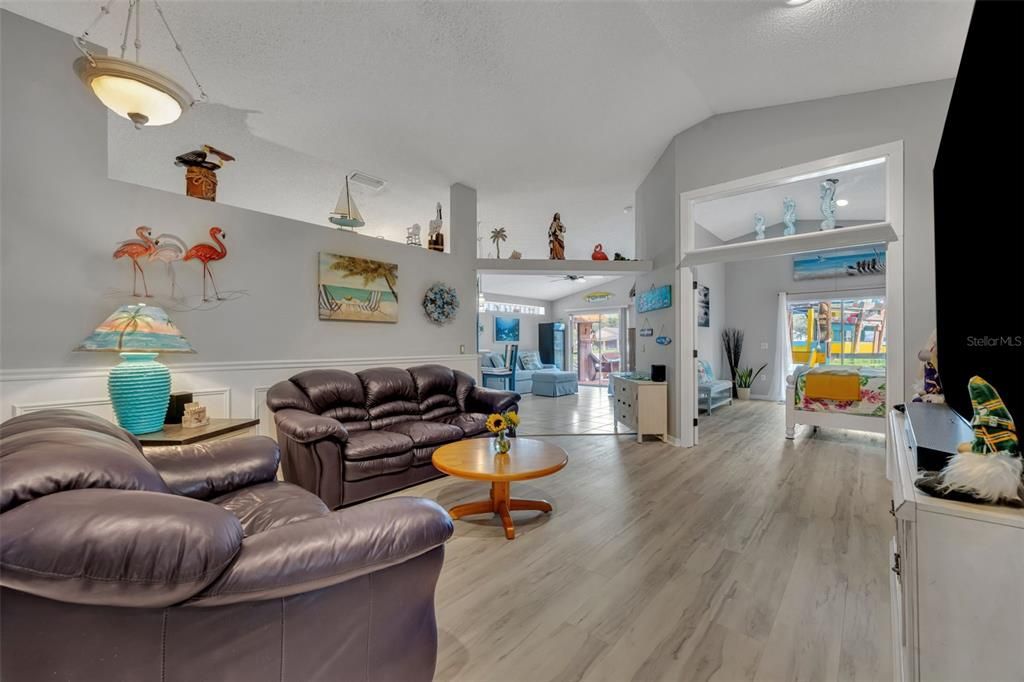 Image 4 of property listing at 3122 CAUTHEN CREEK DRIVE, Melbourne, FL 32934