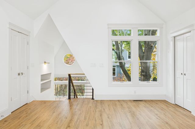 1210 5th Ave, N, Nashville, TN 37208