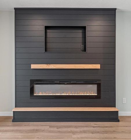 6609 Gretchen Lane N, Oakdale, MN 55128