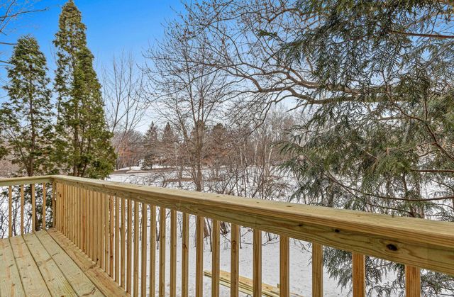 6609 Gretchen Lane N, Oakdale, MN 55128