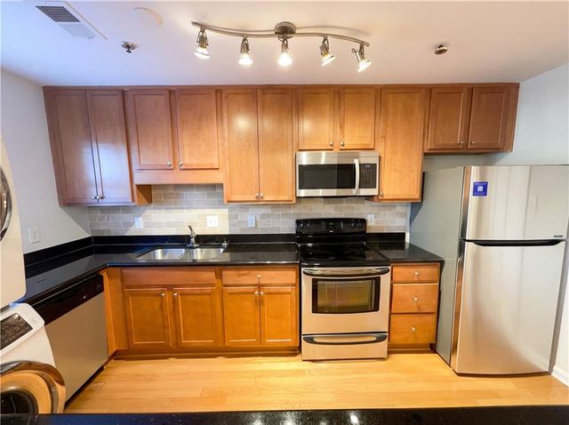 165 N River Drive G, Atlanta, GA 30350