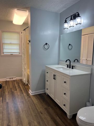 212 Williamsburg Court, Danville, KY 40422