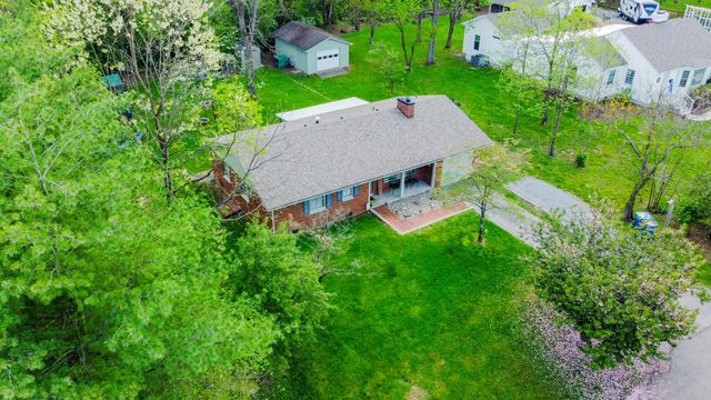212 Williamsburg Court, Danville, KY 40422