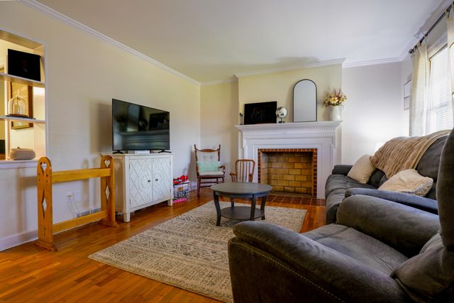 212 Williamsburg Court, Danville, KY 40422