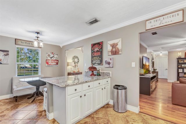 97 County Road 2268, Cleveland, TX 77327