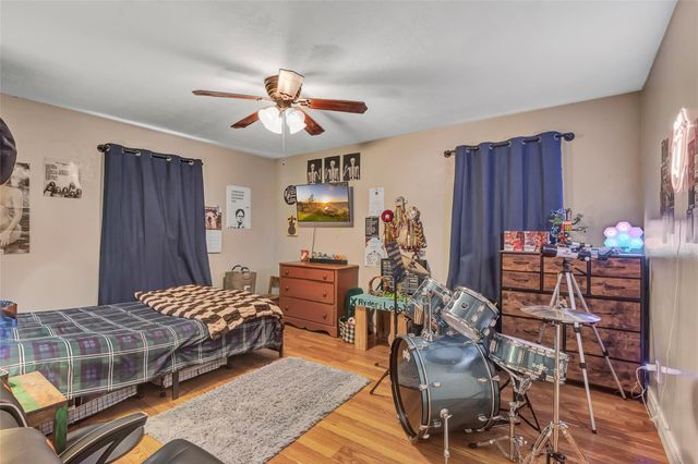 97 County Road 2268, Cleveland, TX 77327