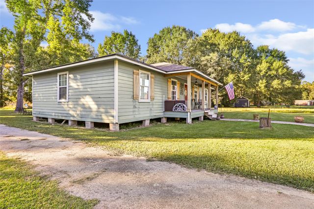 97 County Road 2268, Cleveland, TX 77327