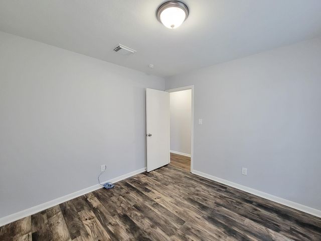 2024 Stonesthrow Drive, Bay City, TX 77414