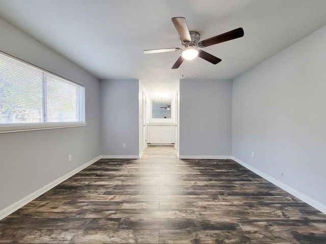 2024 Stonesthrow Drive, Bay City, TX 77414