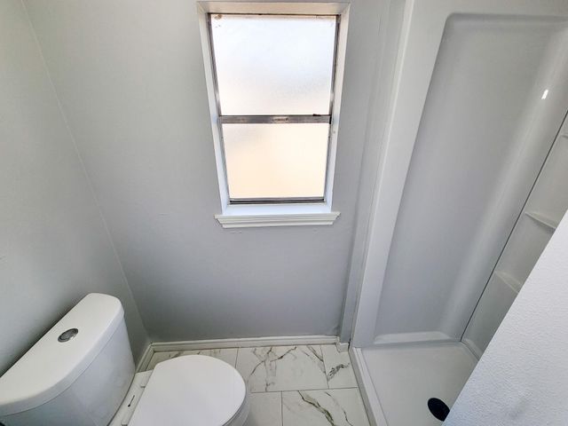 2024 Stonesthrow Drive, Bay City, TX 77414