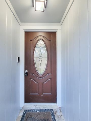 2024 Stonesthrow Drive, Bay City, TX 77414