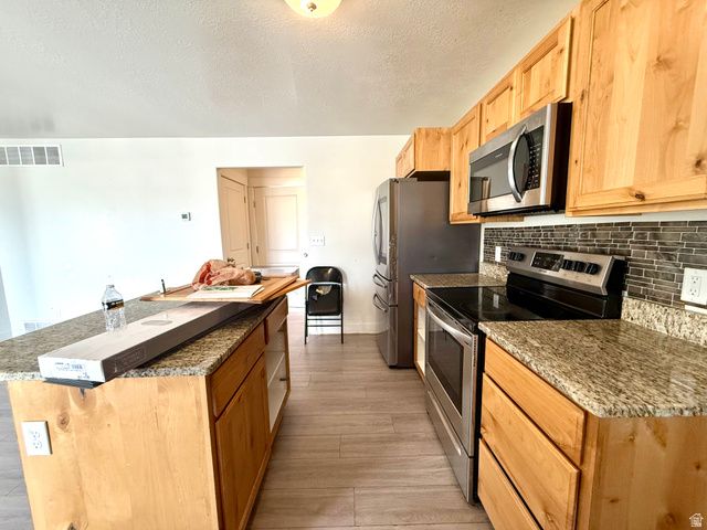 1823 S LONGVIEW RD, Santaquin, UT 84655