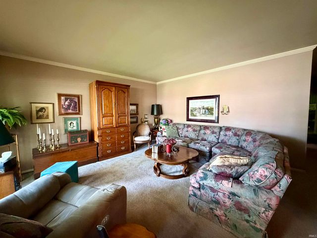 4221 N Lancaster Drive, Muncie, IN 47304