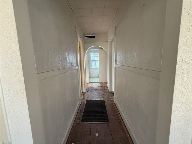 203 Hollywood AVE, Hampton, VA 23661