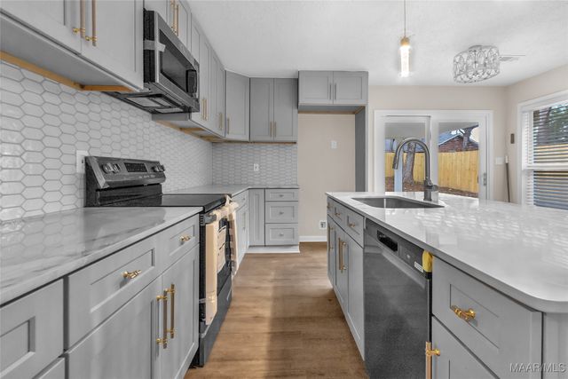 5724 Carriage Brook Road, Montgomery, AL 36116