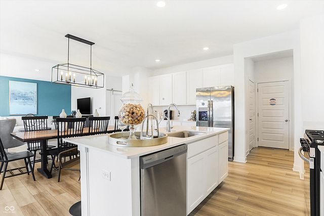 6098 Soapberry Circle, Noblesville, IN 46062