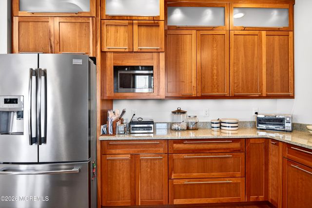 20 Edgewater Drive, Tuckerton, NJ 08087